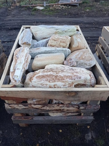 Златолит жёлтый, жёлто-зелёный глыбки и валуны для ланшафтного дизайна купить в Тамбове