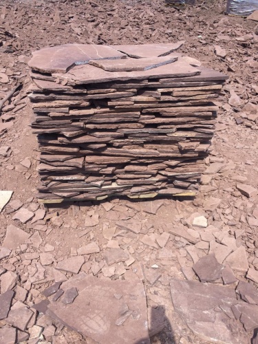 Плитняк лемезит бордовый для цоколя 1,5-2 см купить в Тамбове