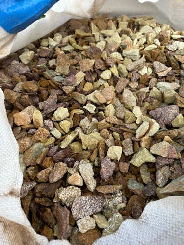 Златолит персиковый декоративная каменная крошка купить в Тамбове