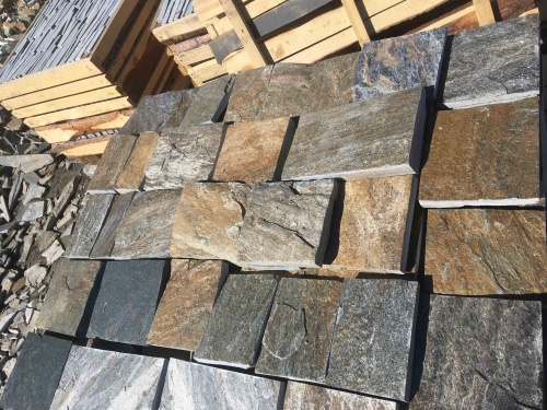 Плитка пилёная златолит Уральский для цоколя, отмостки купить в Тамбове