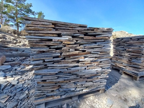 Плитняк златолит серебристый для фасада купить в Тамбове