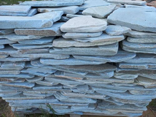 Плитняк златолит зелёный галтованный для цоколя купить в Тамбове